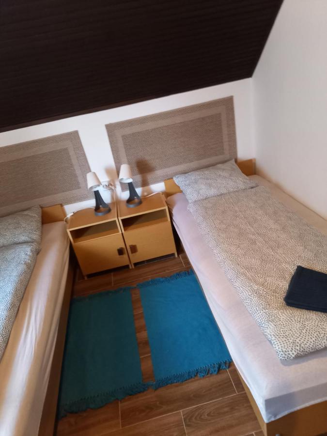 Fuzfa Apartmanhaz Tamási Chambre photo